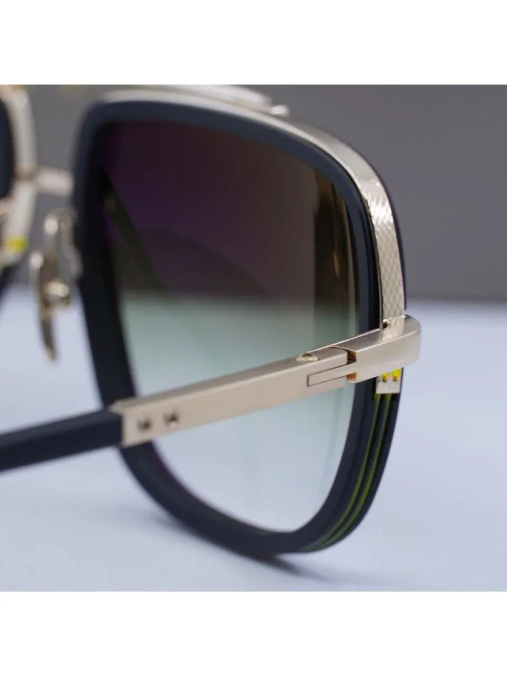 Dita MACH-ONE-DRX-2030-F-59 Aviator Sunglasses - Black / Green